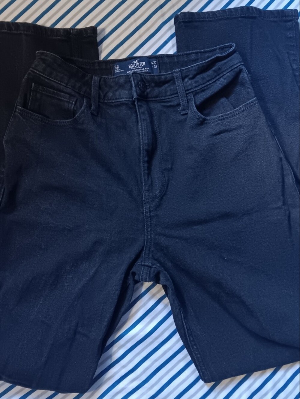 Hollister Ultra High-Rise Black Women's Dad Jeans Size 5R Waist 27 Length 31